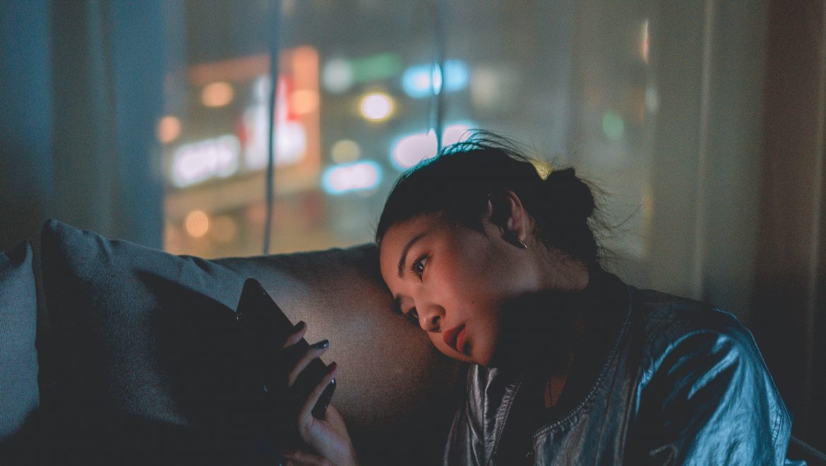 photo of woman using mobile phone 3367850