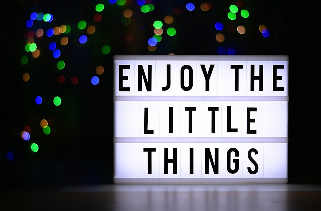 the little things of life 4162499 1920