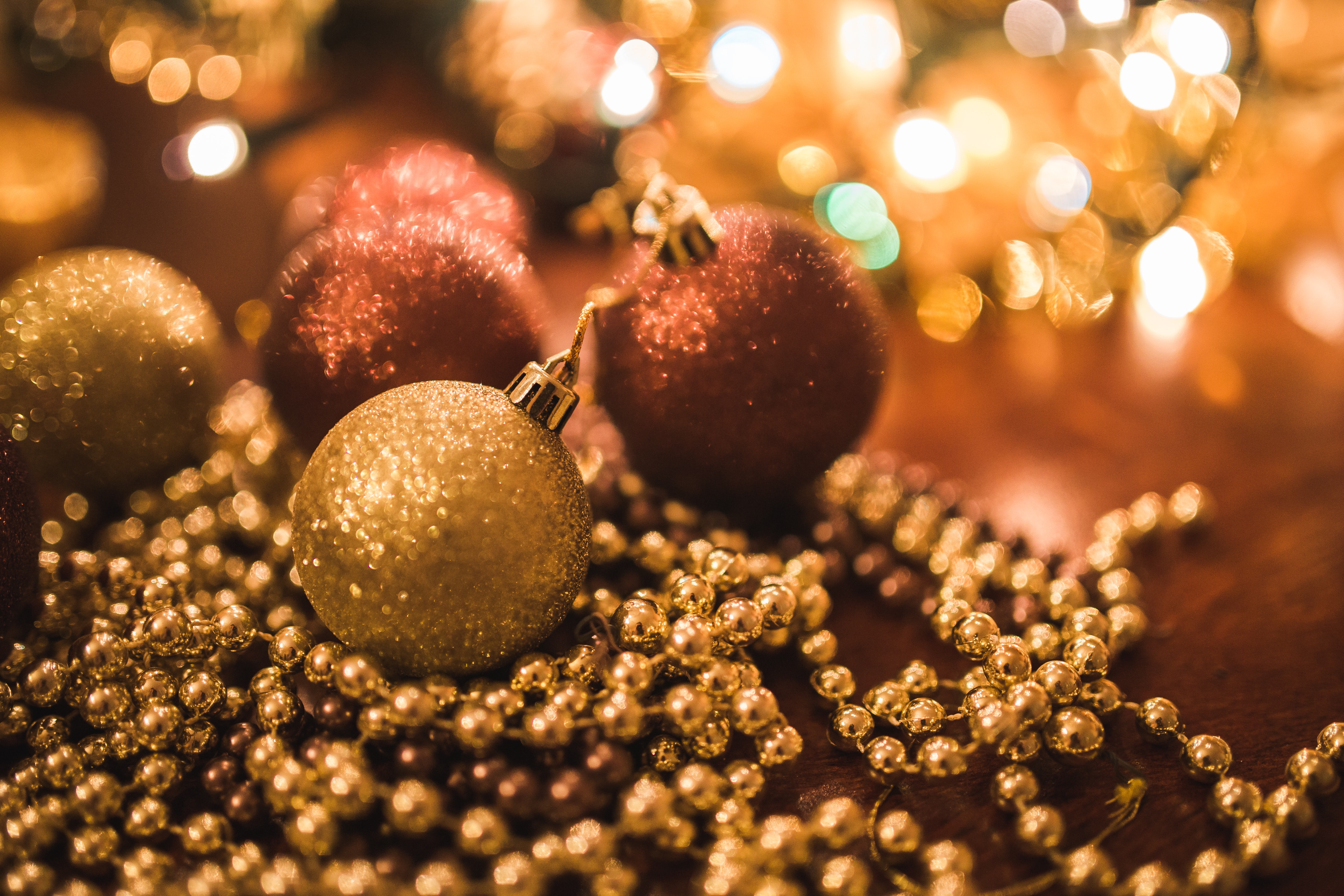christmas gold balls 6300