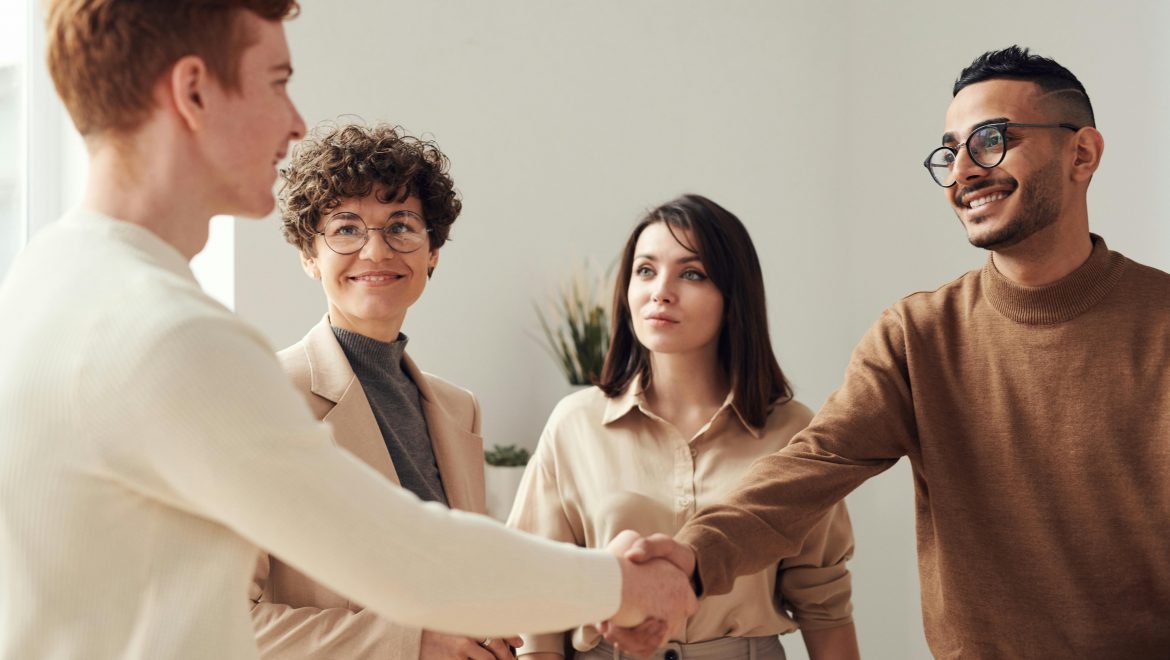 expat job transition expat nest pexels fauxels