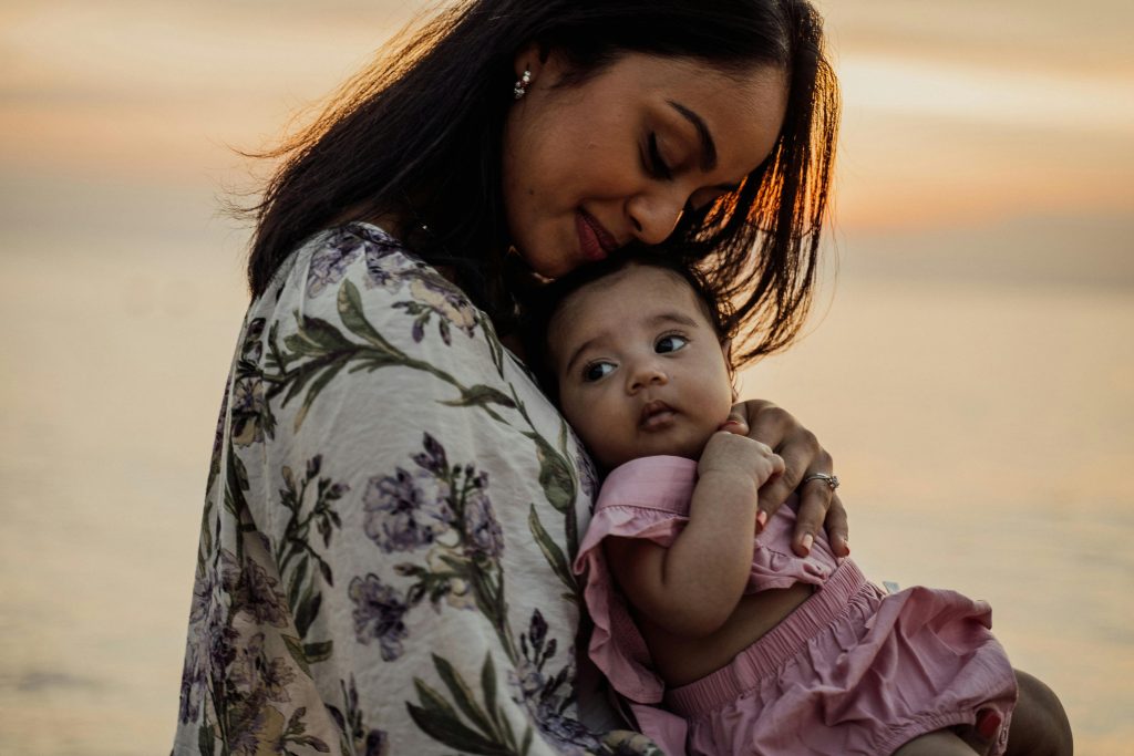 sleepless expat mothers expat nest pexels anna tarazevich